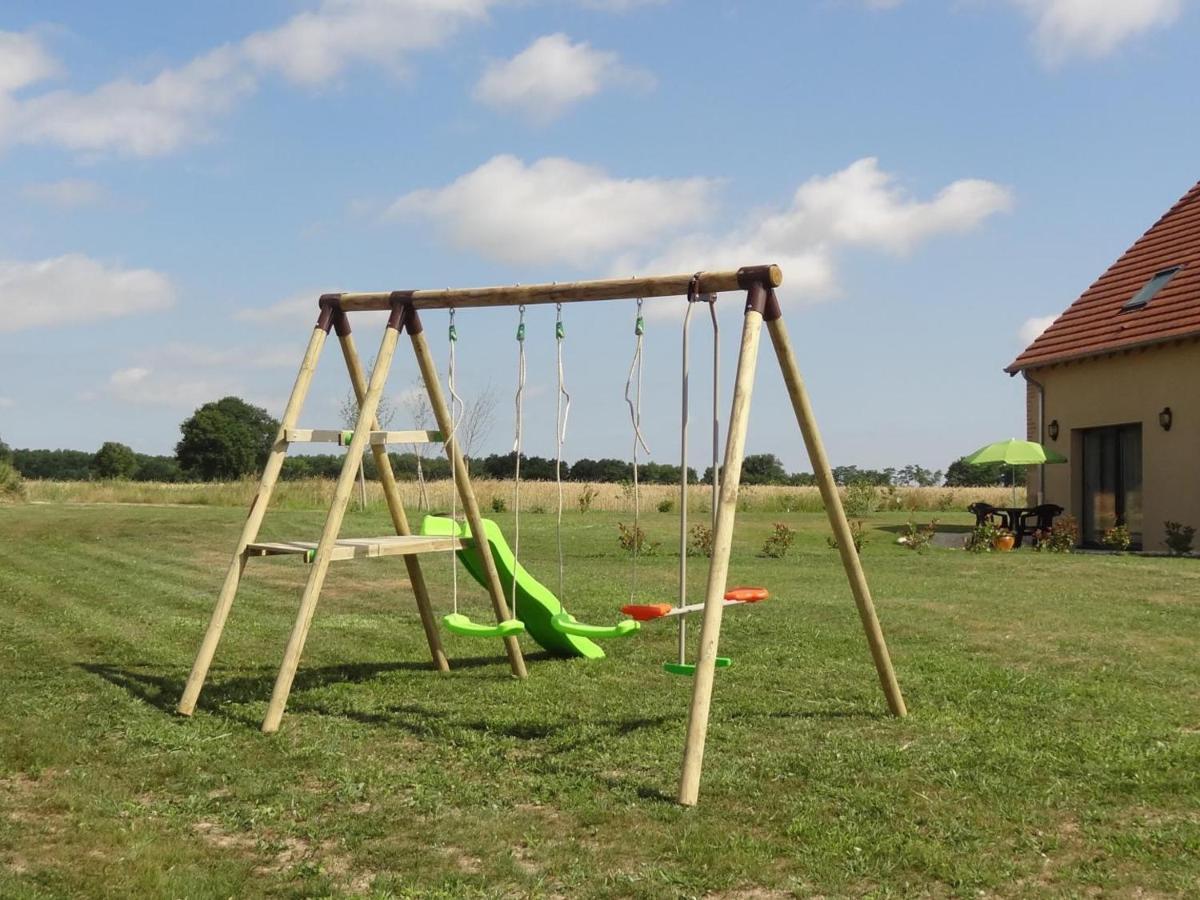 Gite Renove Avec Terrasse, Poele A Bois Et Wifi A Chapeau - Fr-1-489-79 エクステリア 写真